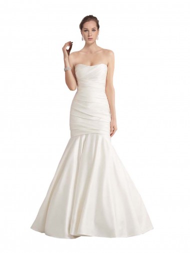 Shop Strapless Mermaid Ruched Satin Beach Wedding Dress with Low Back Canada